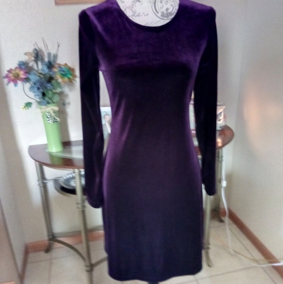 💜VELVET DRESS - Picture 5 of 6